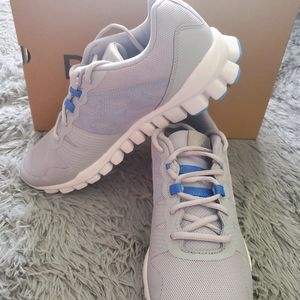 Redbok realflex training shoe